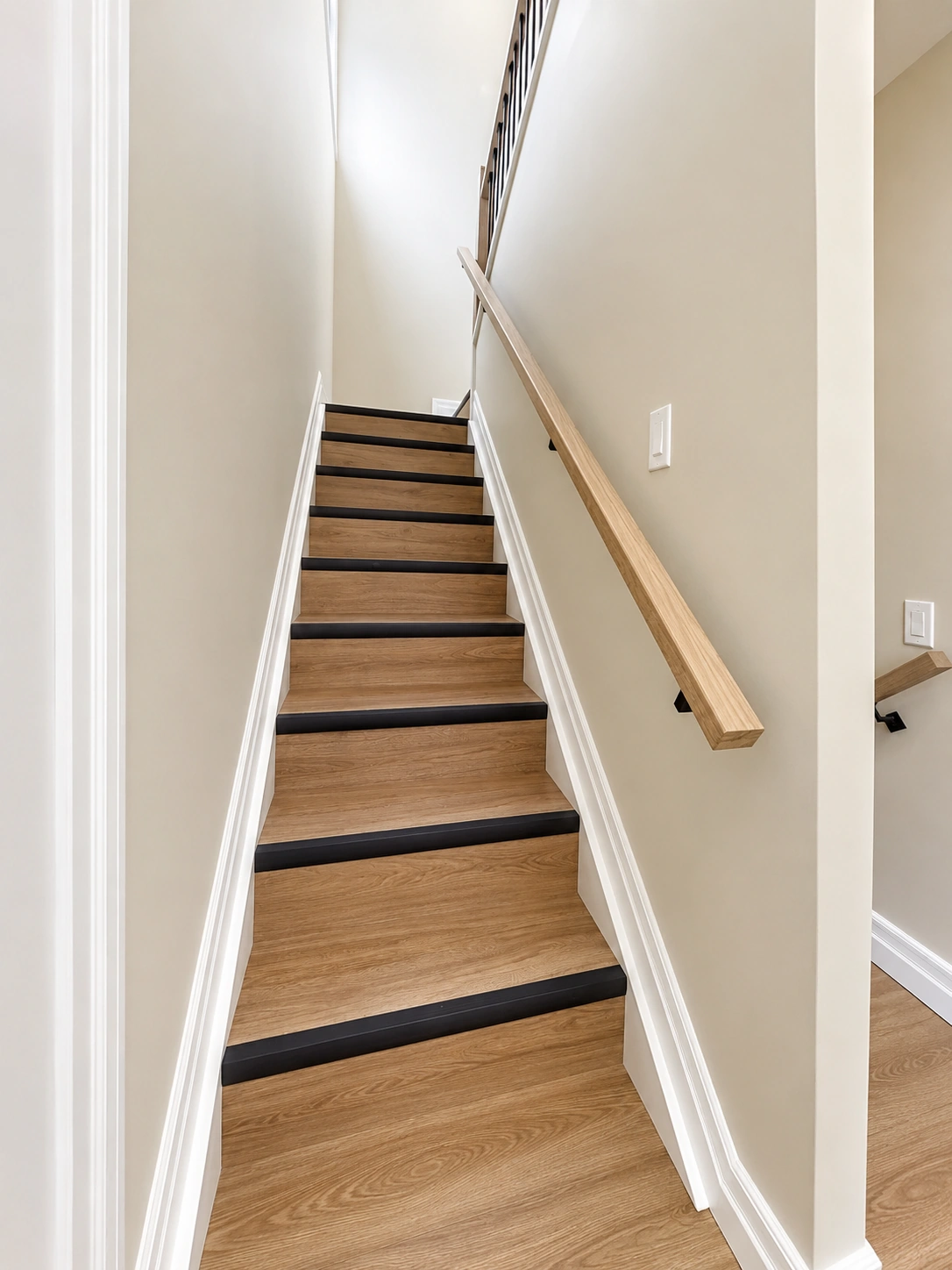 8385 Riverside Dr E project image